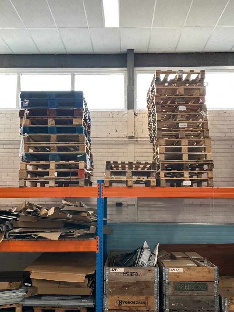 Diverse pallets per stapel, Ophalen, Gebruikt, 50 mm of meer, Pallet