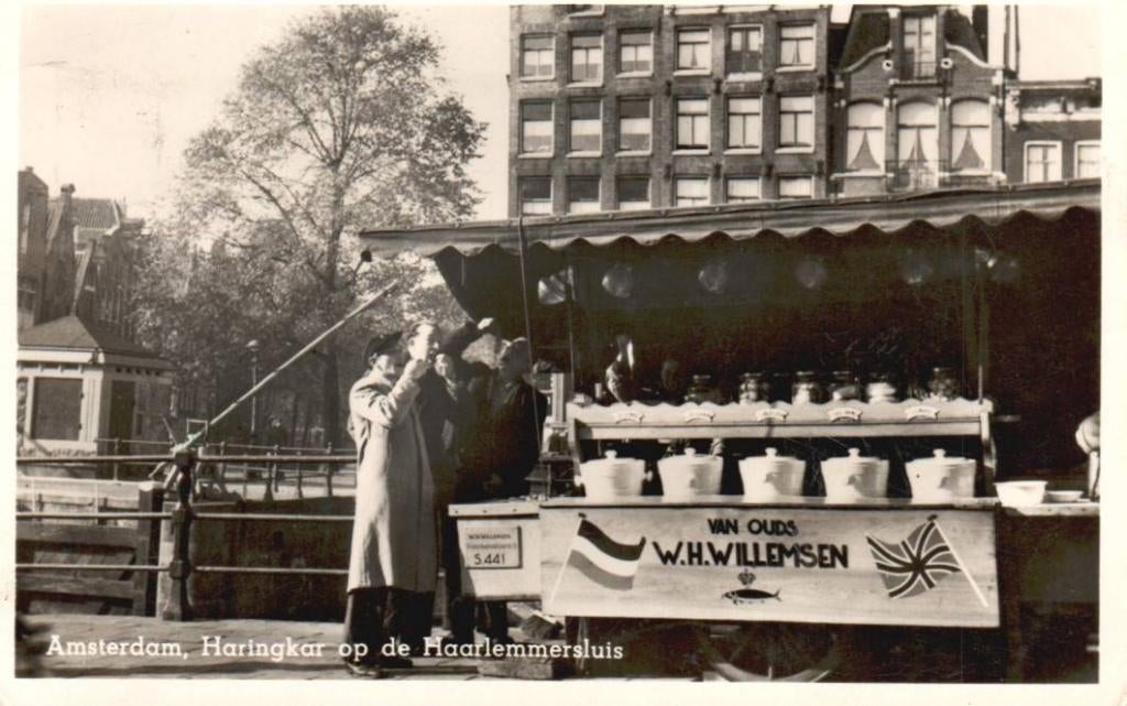 Amsterdam Haringkar - W.Willemsen op de Haarlemmersluis 1954, Verzamelen, Verzenden, 1940 tot 1960, Gelopen, Noord-Holland