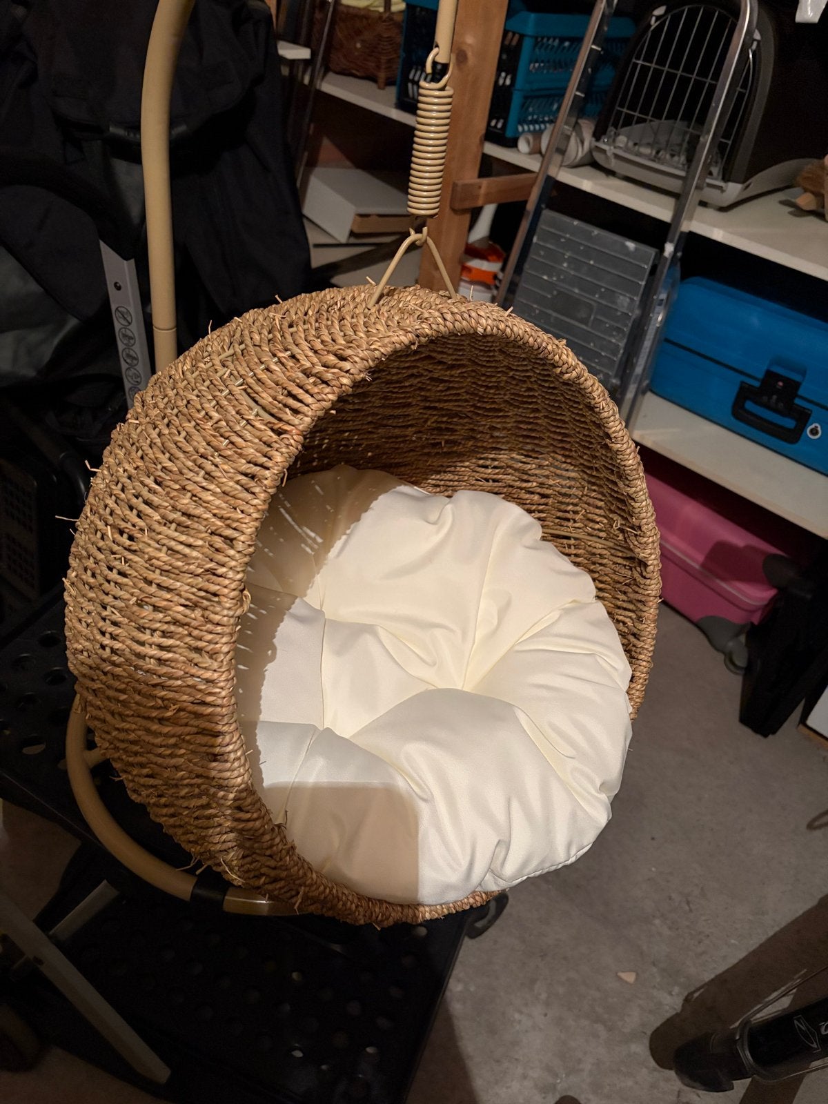 Katten hangmand, Dieren en Toebehoren, Kattenmanden, Ophalen, Zo goed als nieuw, Riet