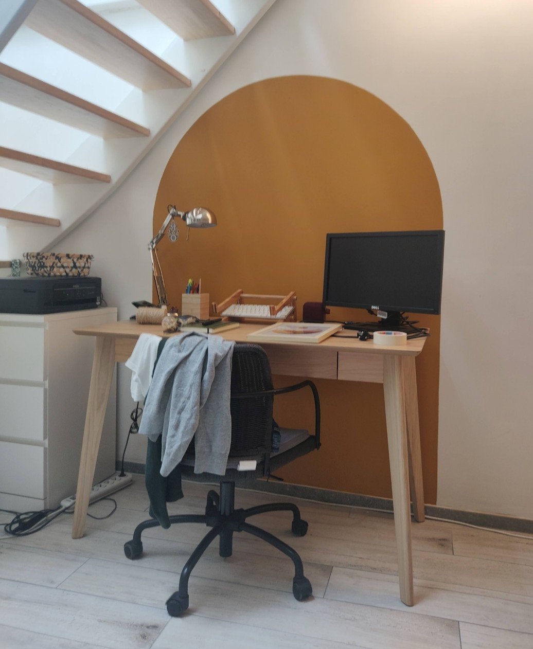 Houten bureau, Ophalen, Gebruikt, Scandinavisch, Hout