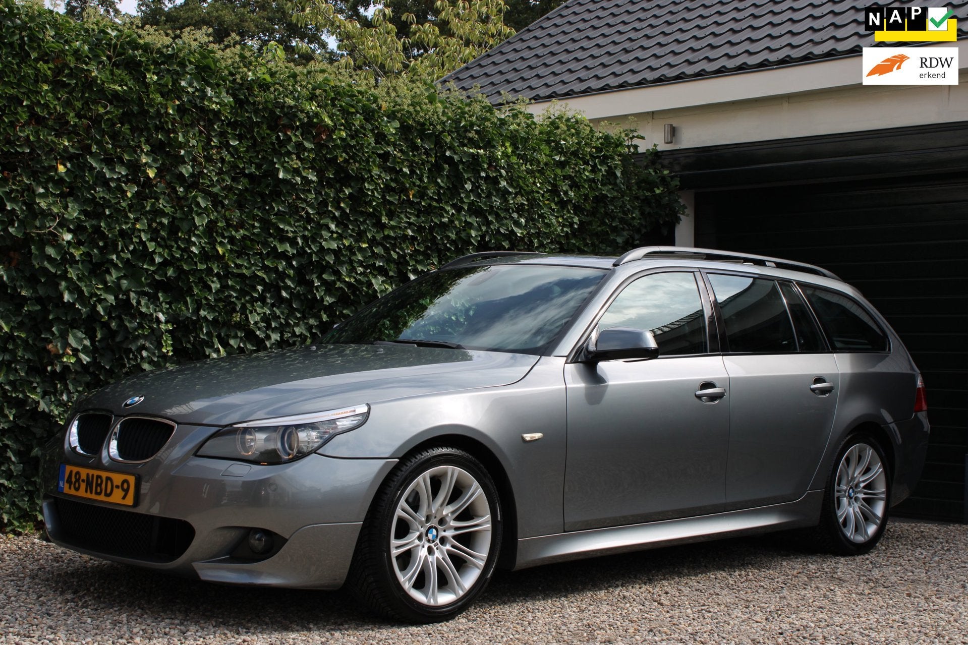 BMW 5-serie Touring 520i Corporate Lease Business Line Sport, Auto's, Automaat, Achterwielaandrijving, Zwart, 4 cilinders