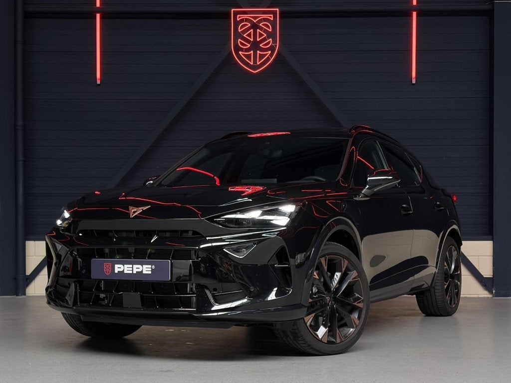 CUPRA Formentor 1.5 TSI e-Hybrid VZ Perf. |PANO|SENNH.|ACC|M, 4 cilinders, Formentor, Zwart, Leder