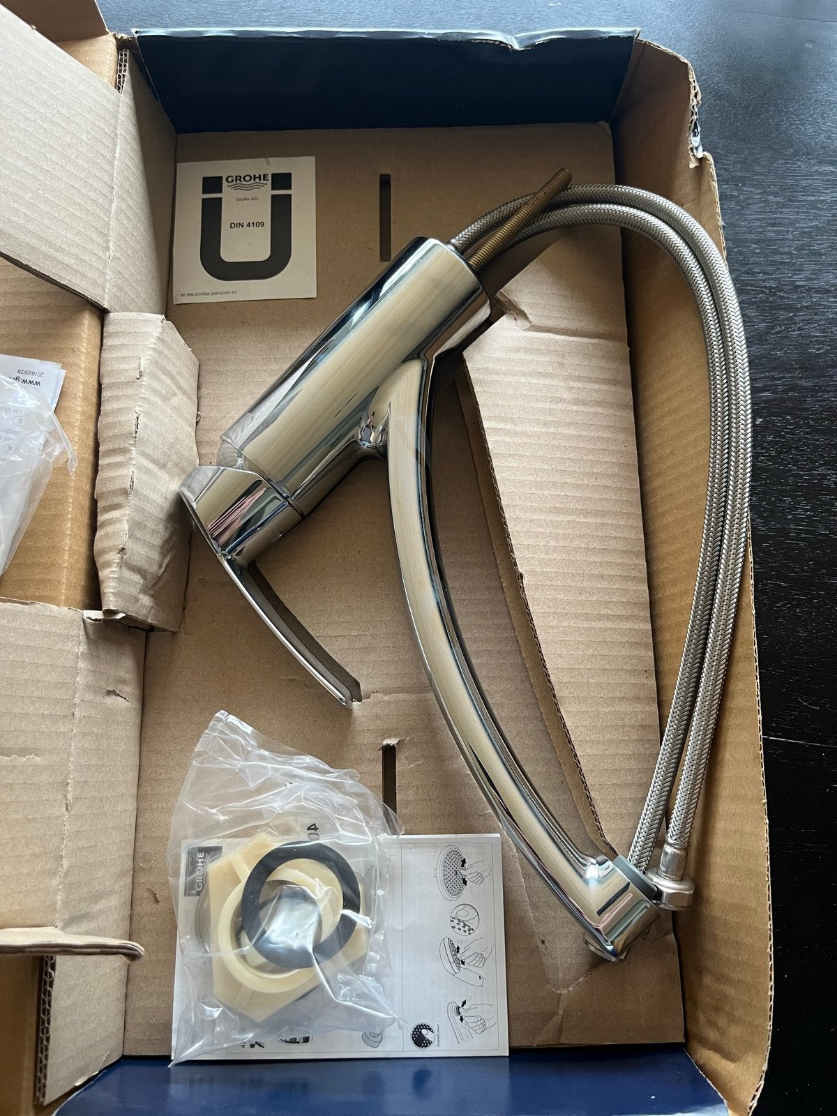 Nieuwe Grohe mengkraan met vaste uitloop, Ophalen, Nieuw, Chroom, Kraan