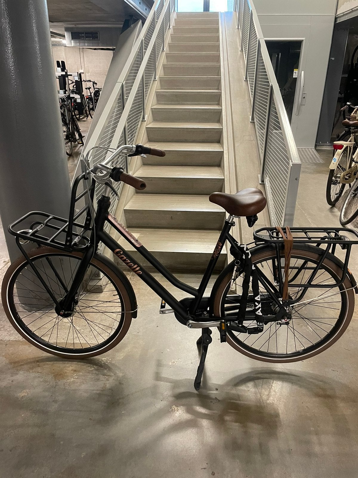 Prachtige Gazelle Miss Grace L59 Black T7 (mat 2023)
