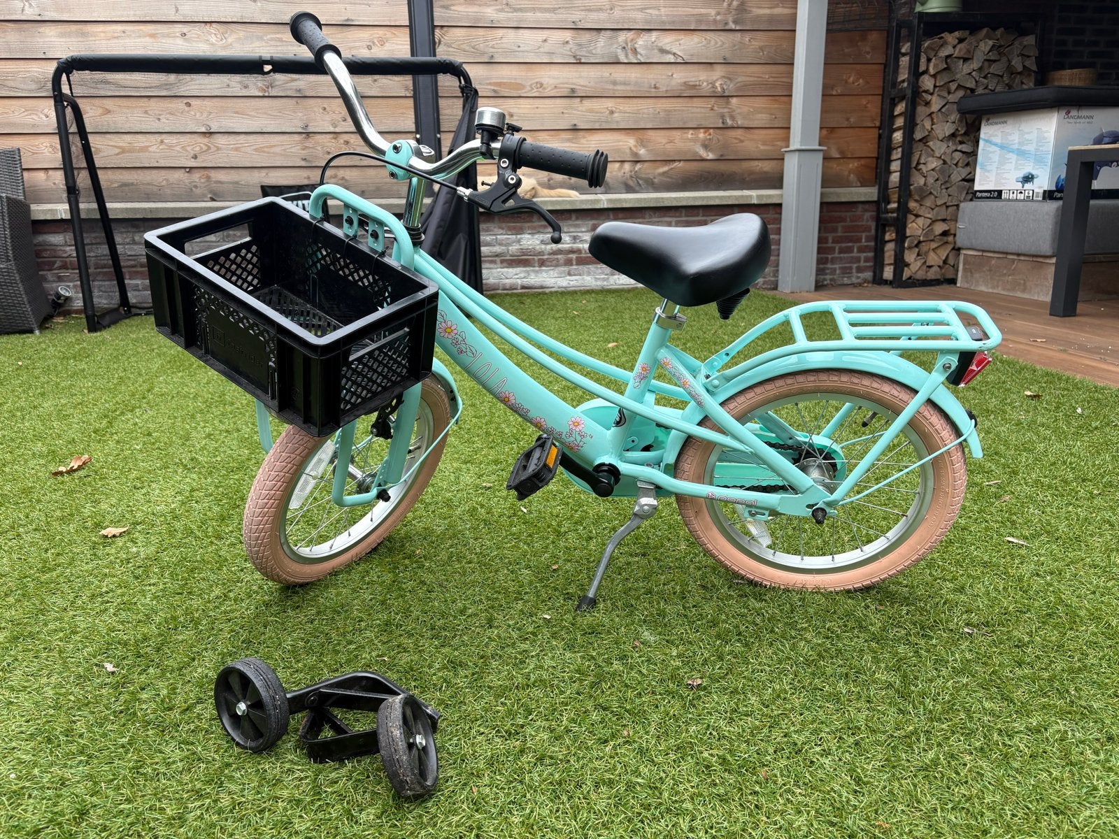 Popal Lola 16 inch meisjesfiets + zijwieltjes & krat, Ophalen, Terugtraprem, Zijwieltjes, 16 tot 20 inch