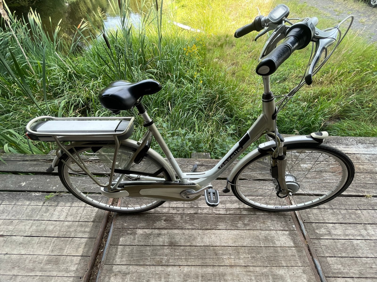 Gazelle elektrische fiets met storing, Ophalen, Minder dan 30 km per accu, Gebruikt, 51 tot 55 cm