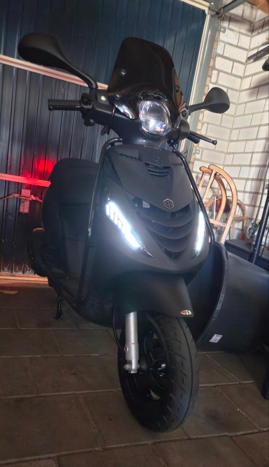 piaggio zip iget 50cc 4 takt brom, Fietsen en Brommers, Scooters | Piaggio, Ophalen, Maximaal 45 km/u, Zip, Nieuw