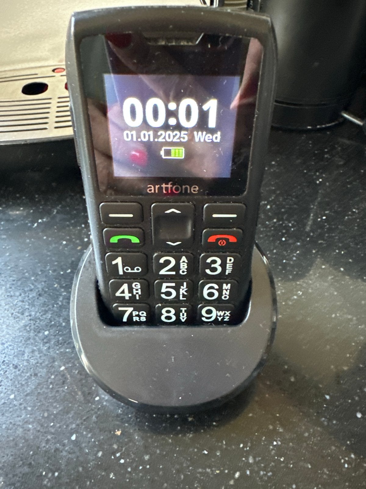Artfone C1+ 4G Seniorentelefoon met Oplaadstation, Ophalen of Verzenden, Klassiek of Candybar, Zonder simlock, Zonder abonnement