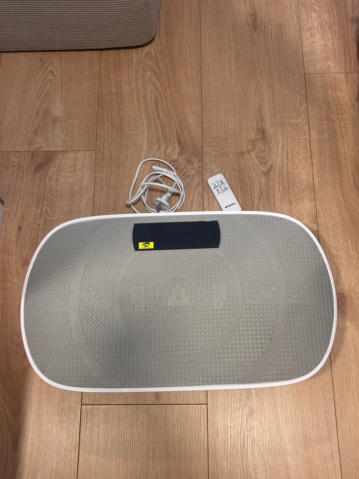 Merach vibration plate, Ophalen, Zo goed als nieuw, Kunststof, Overige typen
