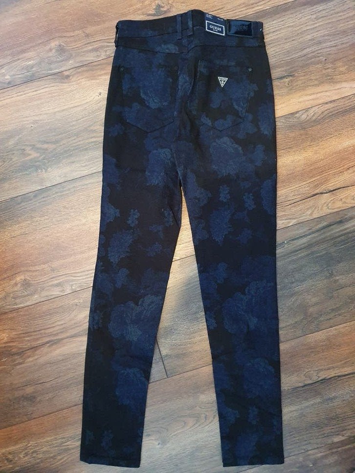 Guess 1981 Skinny High Rise Jeans "nieuw" W26 L29, Guess, Zwart, Nieuw, Ophalen of Verzenden