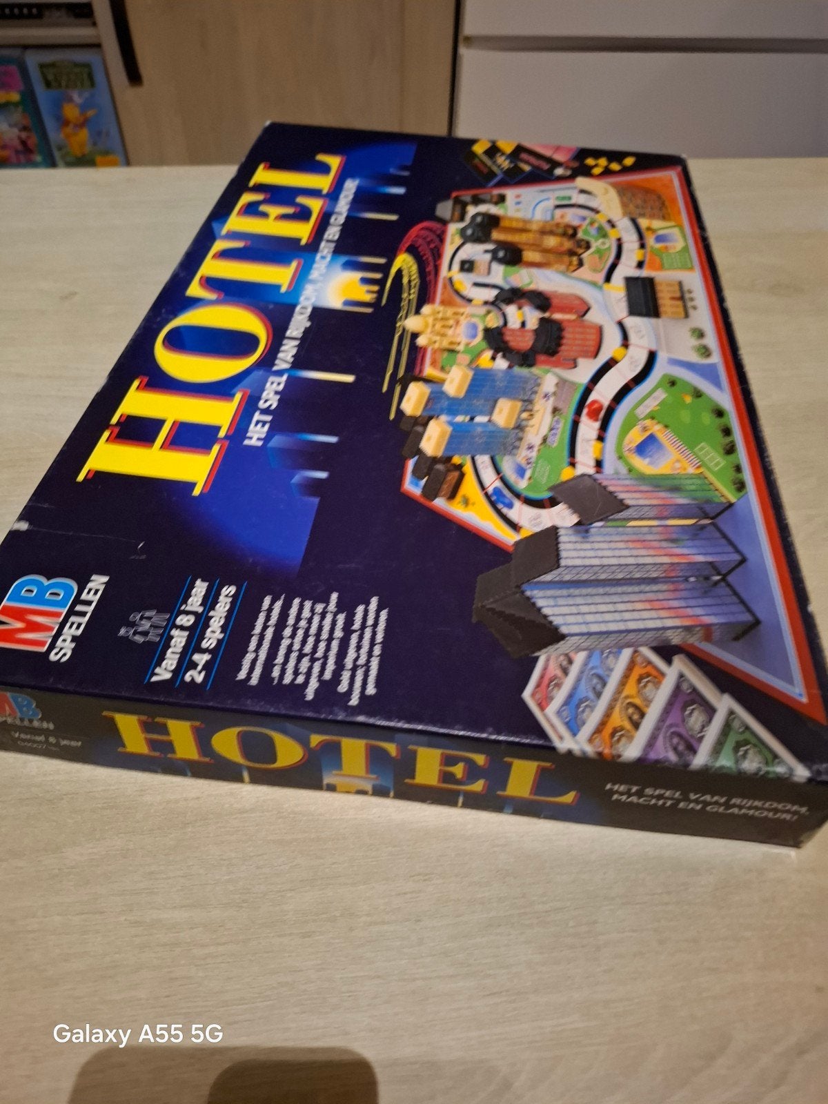 Hotel bordspel - Het spel van rijkdom, macht en glamour, Consumentenservice@hasbro.nl, Postbus 300, 3700 AH Zeist, Nederland, Ophalen of Verzenden