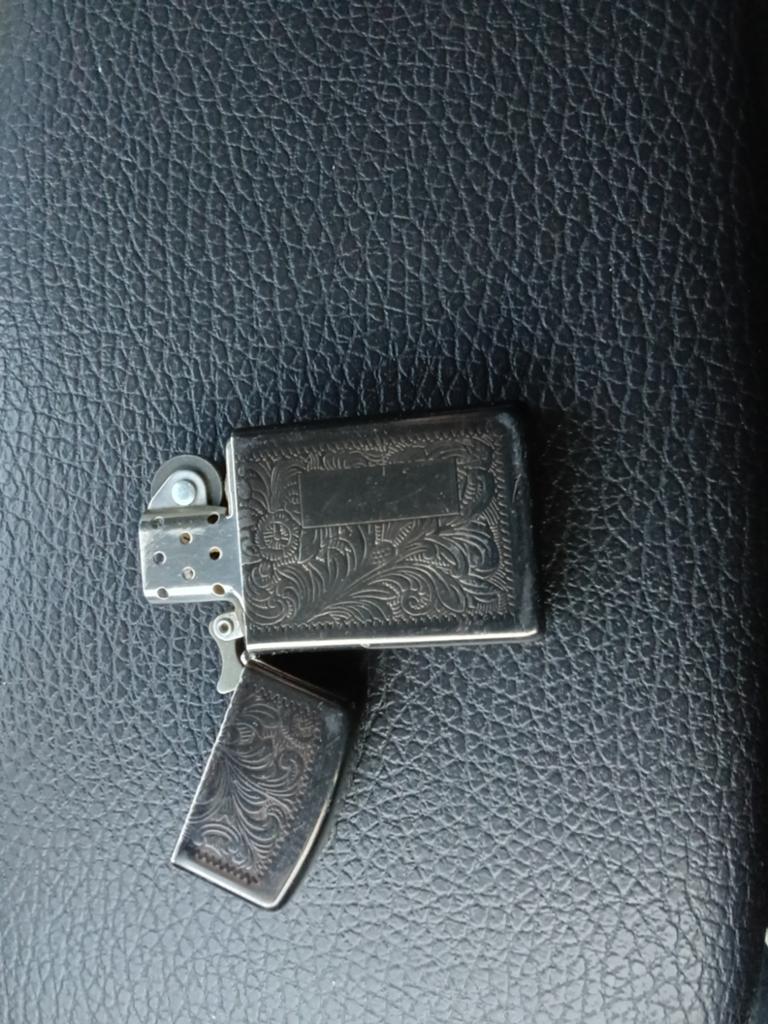 Zippo aansteker 1995, Ophalen, Aansteker