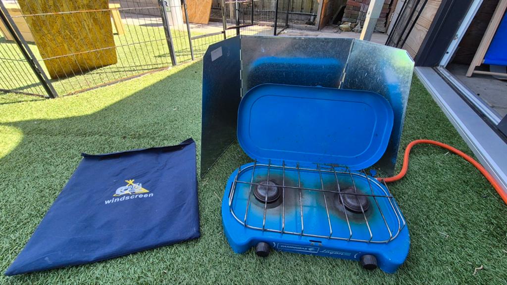 Campingaz Lagon 2-pits kooktoestel met windscherm, Caravans en Kamperen, Kampeeraccessoires, Ophalen of Verzenden, Gebruikt
