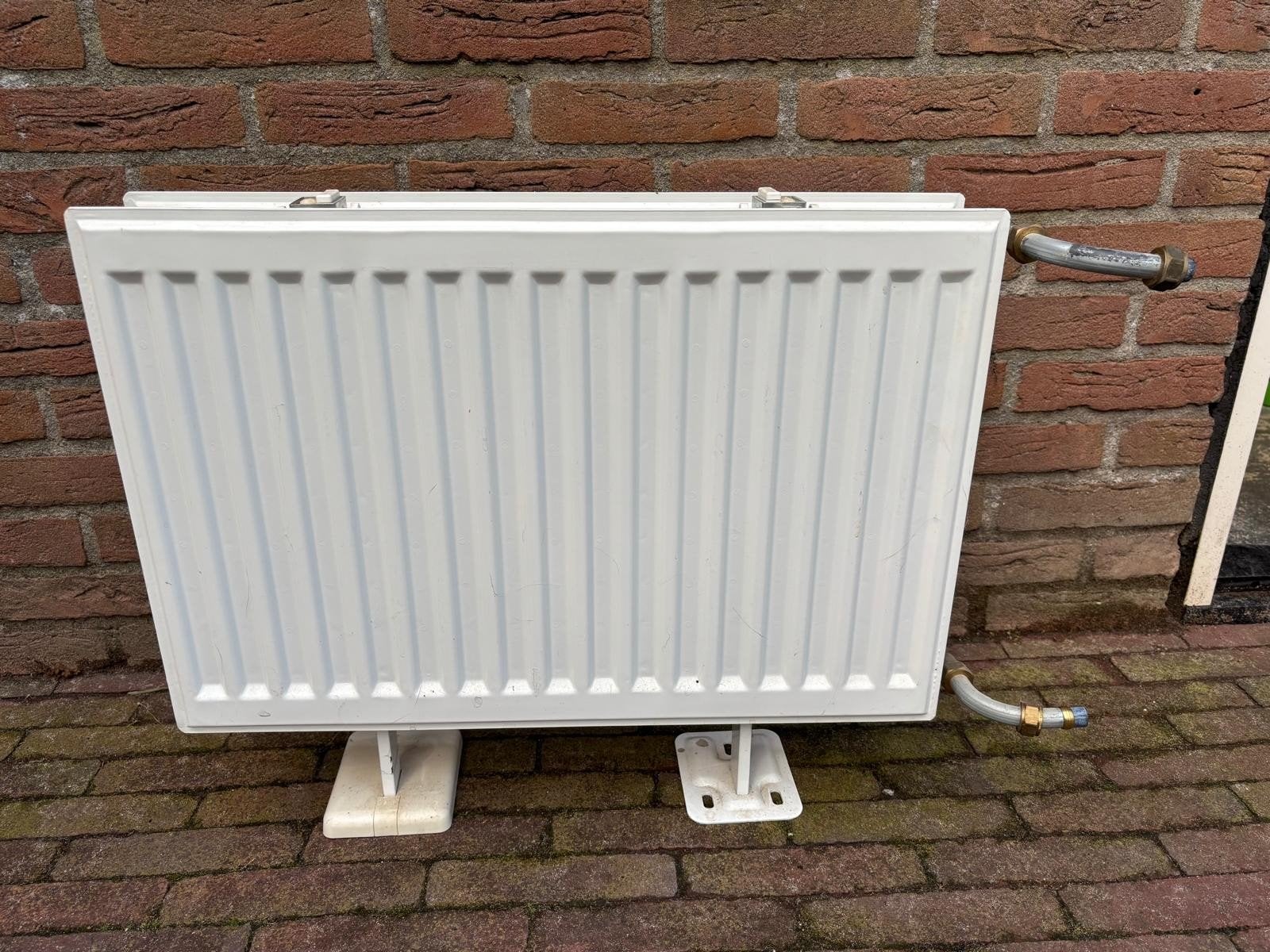 Witte radiator, gebruikt, 60x40 cm, Ophalen, 30 tot 80 cm, Gebruikt, Radiator