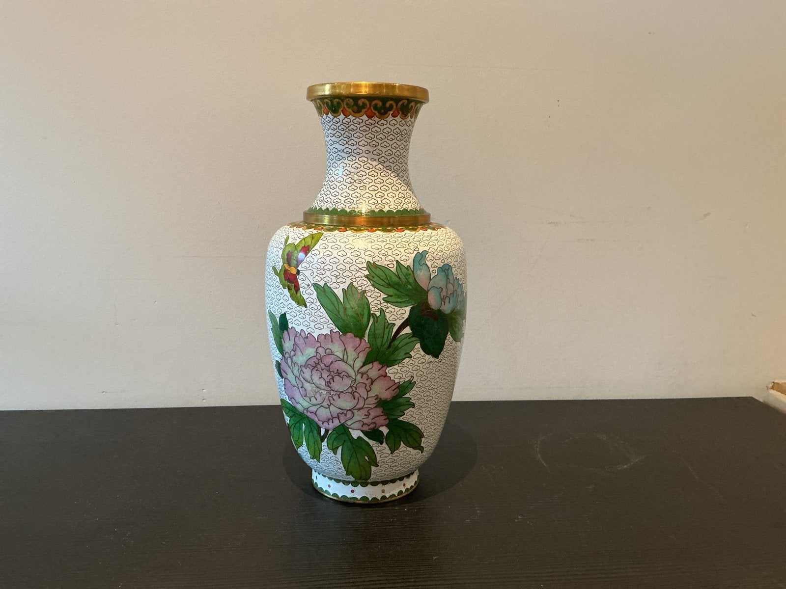 Antieke Chinese Cloisonné Vaas met Bloemmotieven, Antiek en Kunst, Ophalen of Verzenden