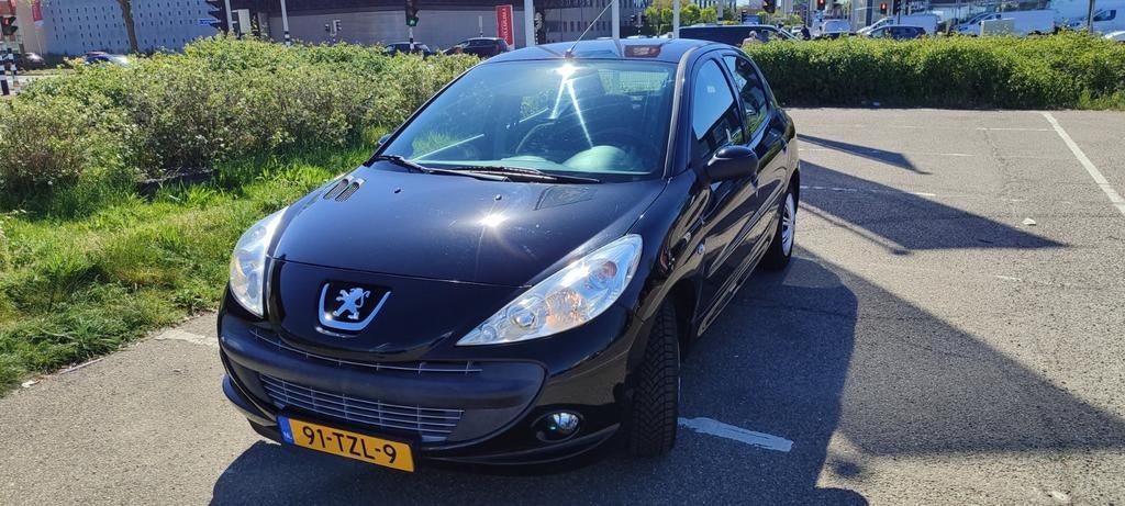 Peugeot 206+ 1.4 5D 2010 nieuwe distributieriem waterpomp Gb, Voorwielaandrijving, 206+, Stof, 4 cilinders