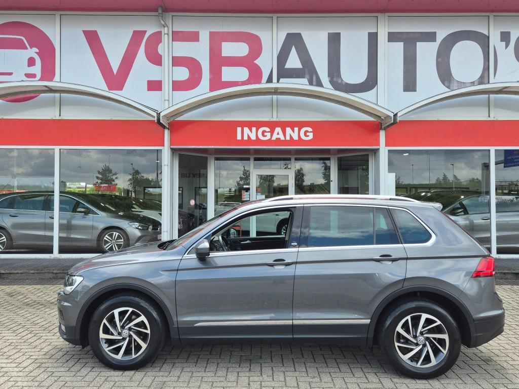 Volkswagen TIGUAN 1.4 TSI ACT. 150PK SOUND NAVIGATIE TREKHAA, Auto's, Gebruikt, Huisgarantie, Handgeschakeld, SUV of Terreinwagen