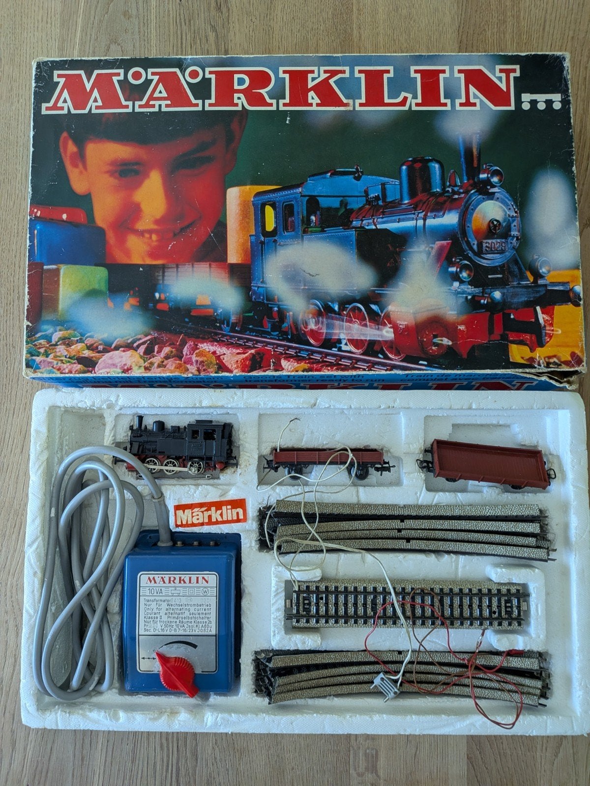 Märklin Treinset met Locomotief, Wagons en Rails, Hobby en Vrije tijd, Modeltreinen | Overige schalen, Ophalen, Wisselstroom, Märklin