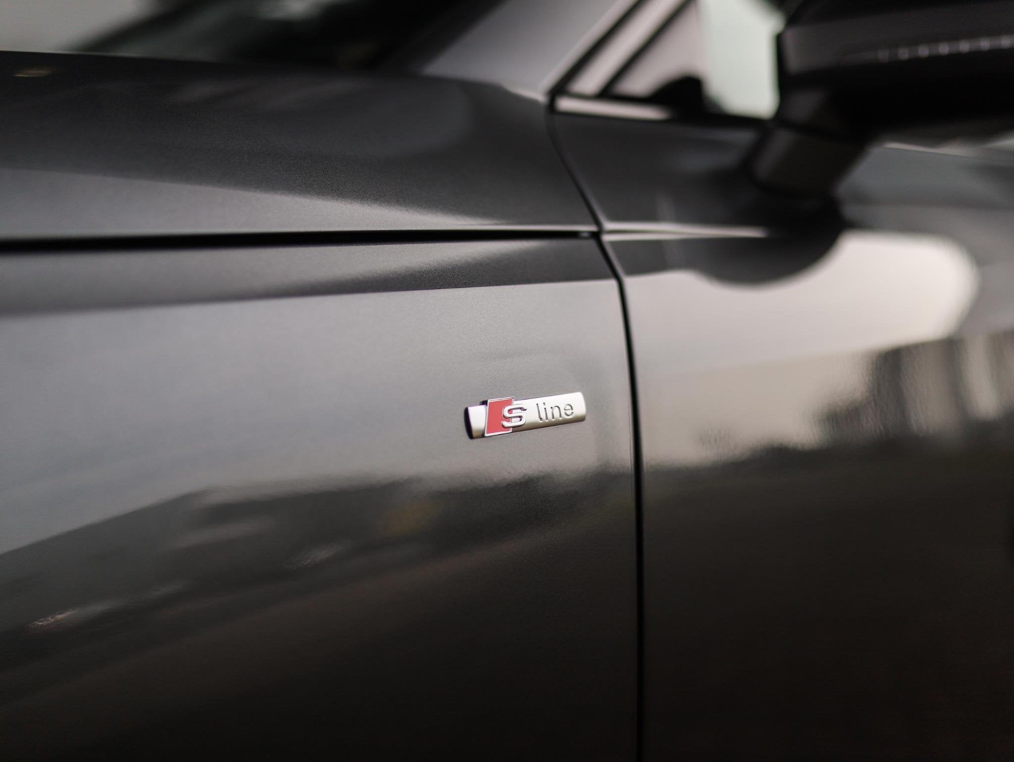 Audi A4 Limousine 40 TFSI S edition Competition | Keyless |, Gebruikt, 4 cilinders, 1984 cc, Origineel Nederlands