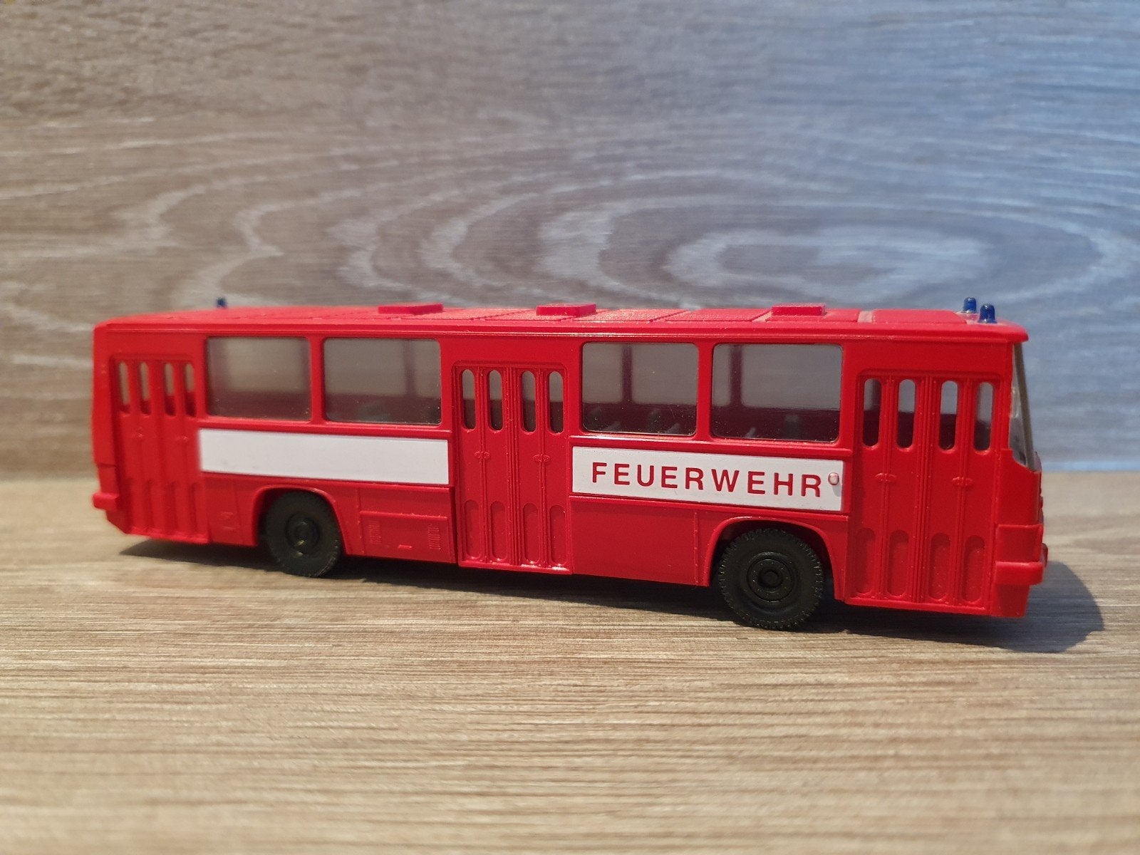 Ikarus 260 Feuerwehr bus 1:87, Ophalen of Verzenden, Zo goed als nieuw, Bus of Vrachtwagen, Overige merken