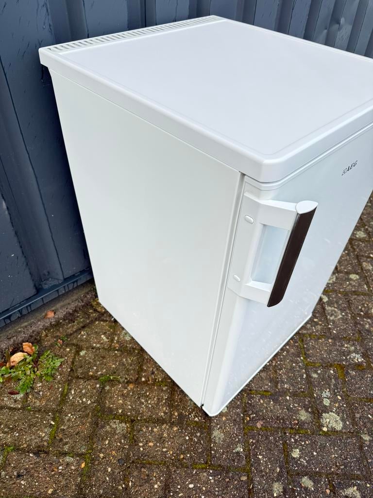 AEG tafelmodel koelkast in perfecte conditie! 6 maanden oud, Ophalen of Verzenden, Zo goed als nieuw, Minder dan 60 cm, 85 tot 120 cm