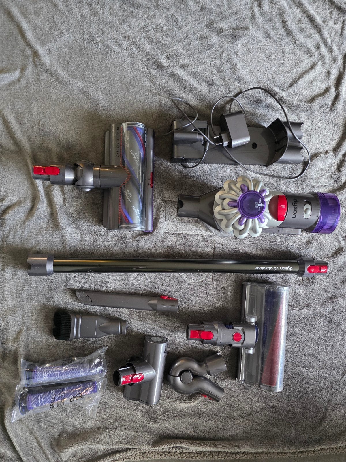 Dyson v8 absolute steelstofzuiger draadloos incl nieuwe accu, Witgoed en Apparatuur, Stofzuigers, Ophalen