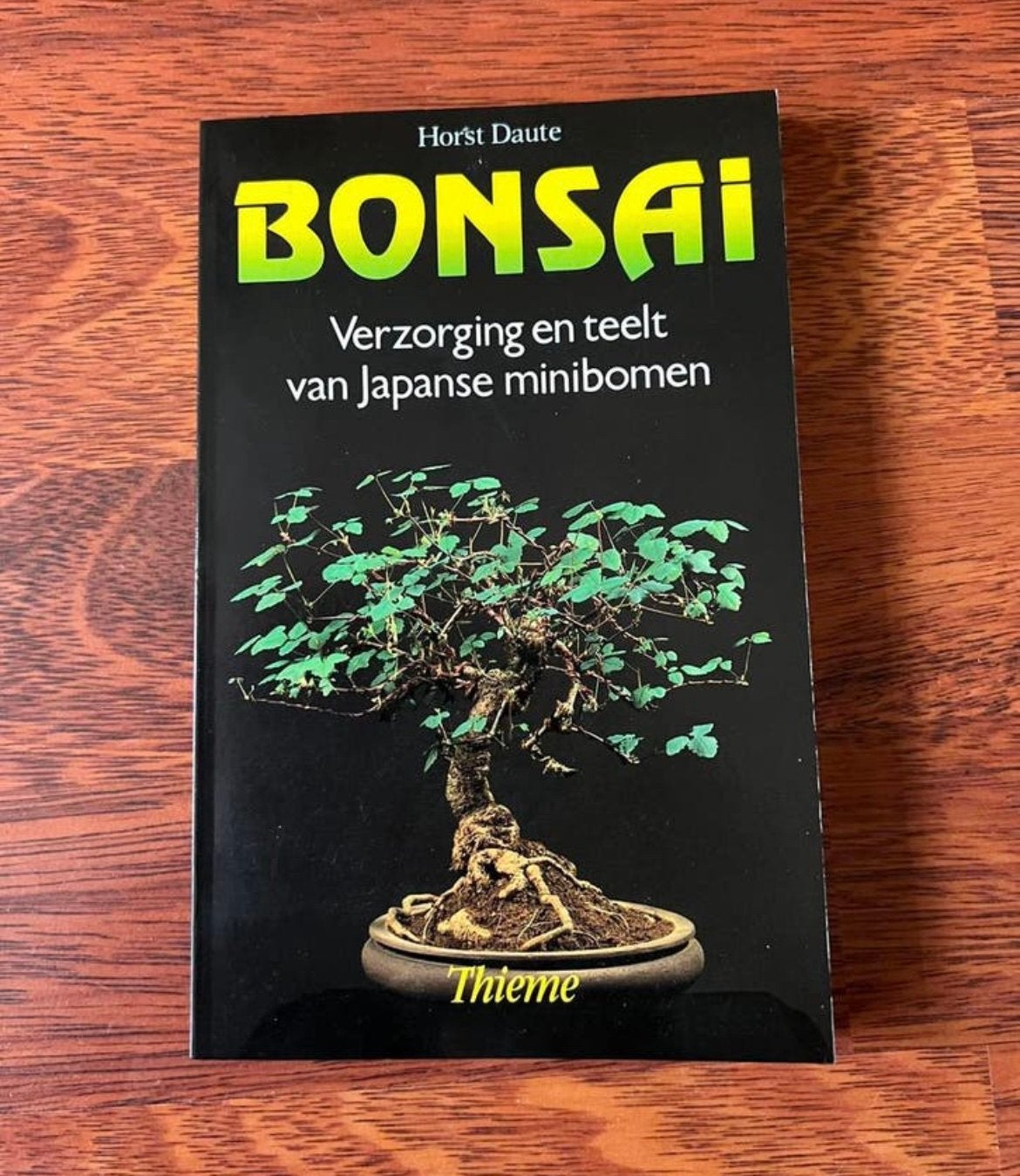 Bonsai boek 'Bonsai' verzorging en teelt van Bonsai H.Daute., Ophalen of Verzenden, Zo goed als nieuw, Overige onderwerpen