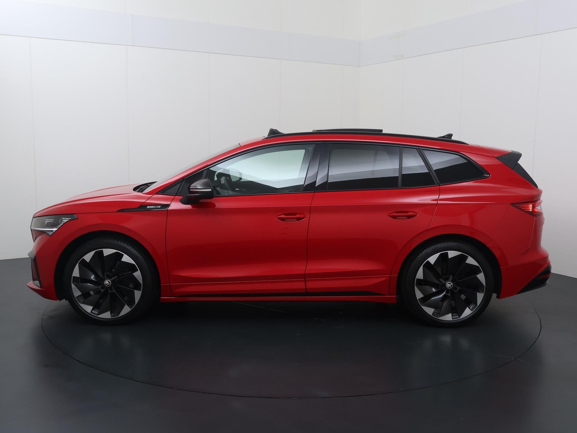 Skoda Enyaq iV 80 Sportline | 204 PK | SoH 92% | Adaptive Cr, Auto's, 12 maanden, Achterwielaandrijving, Gebruikt, 536 km