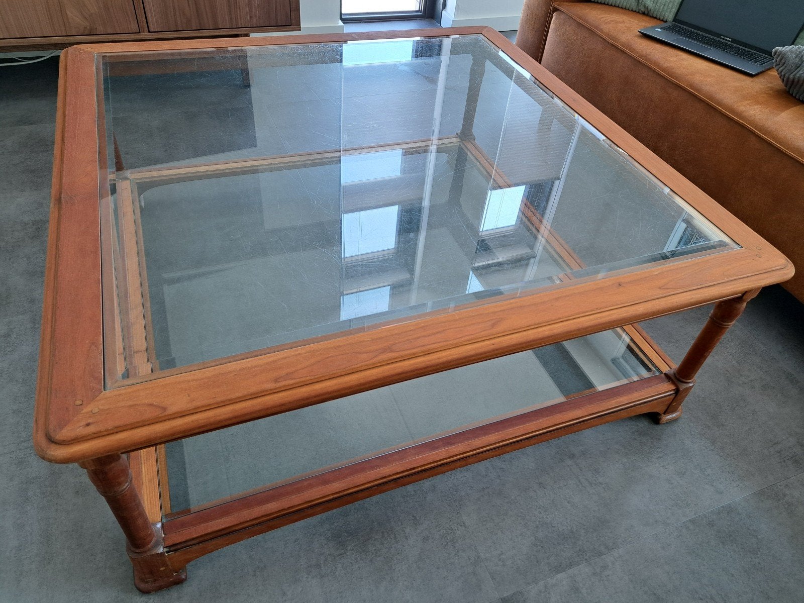 Salontafel kersenhout 115x115 cm glas vierkant grote koffie, Ophalen, Glas, Vierkant, Zo goed als nieuw