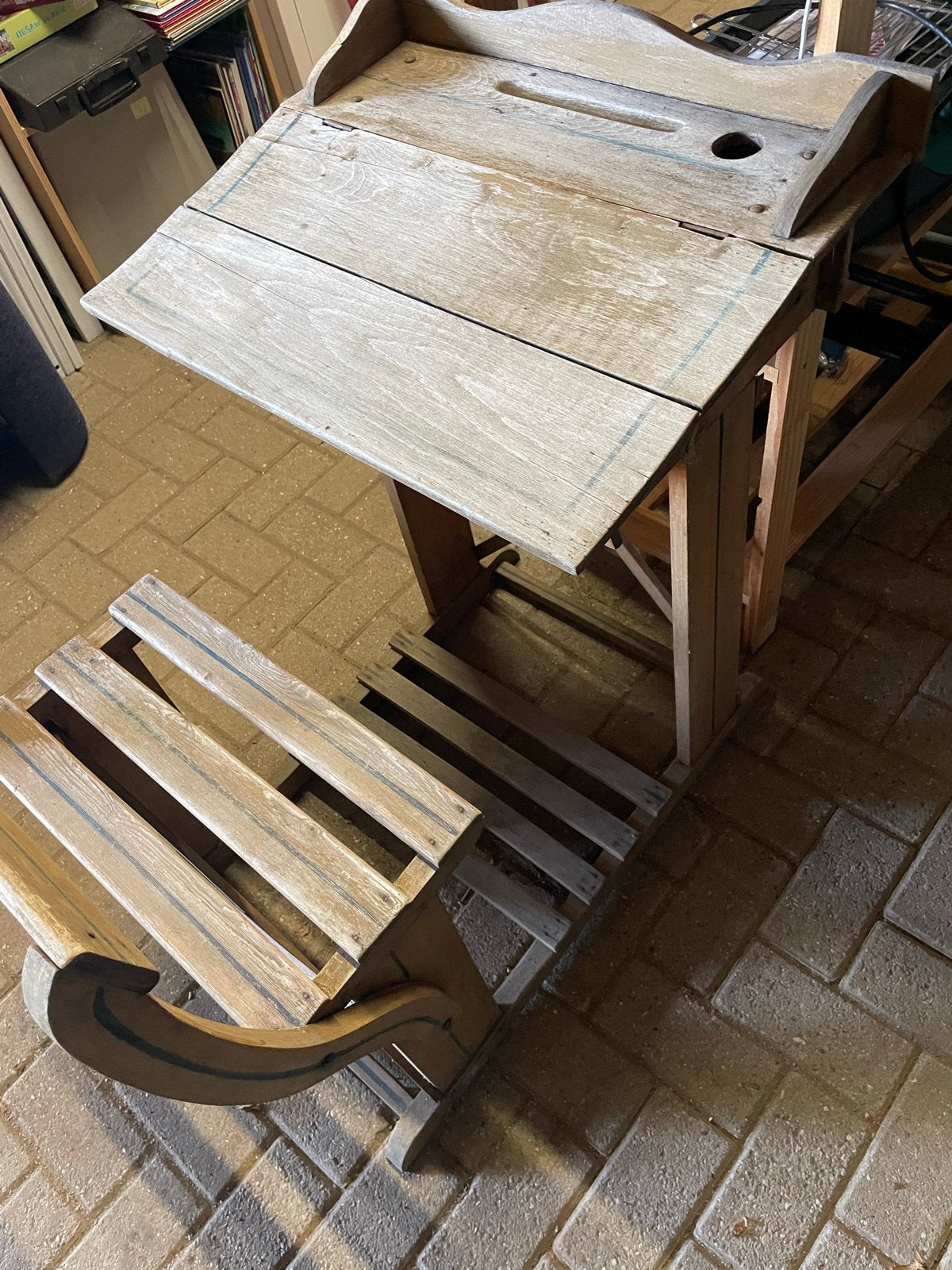 Vintage houten schoolbank met stoel, Ophalen