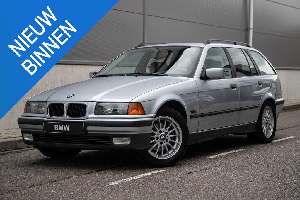 BMW 3-serie Touring 323i Comfort | Cruise Control | HiFi | S, Auto's, BMW, Bedrijf, Te koop, 3-Serie, ABS, Airbags, Boordcomputer