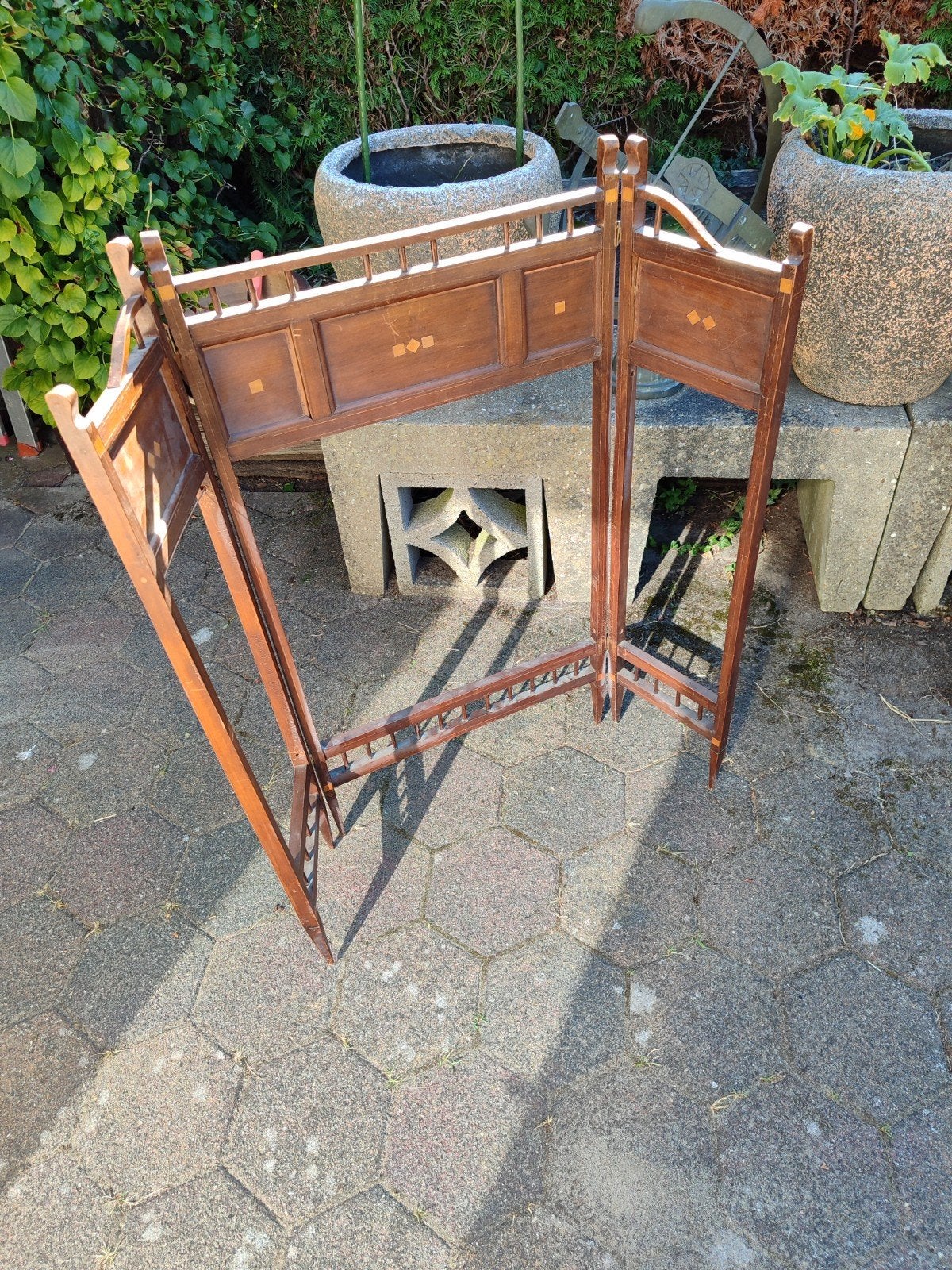 Antiek houten kachelrekje met inlegwerk, Ophalen