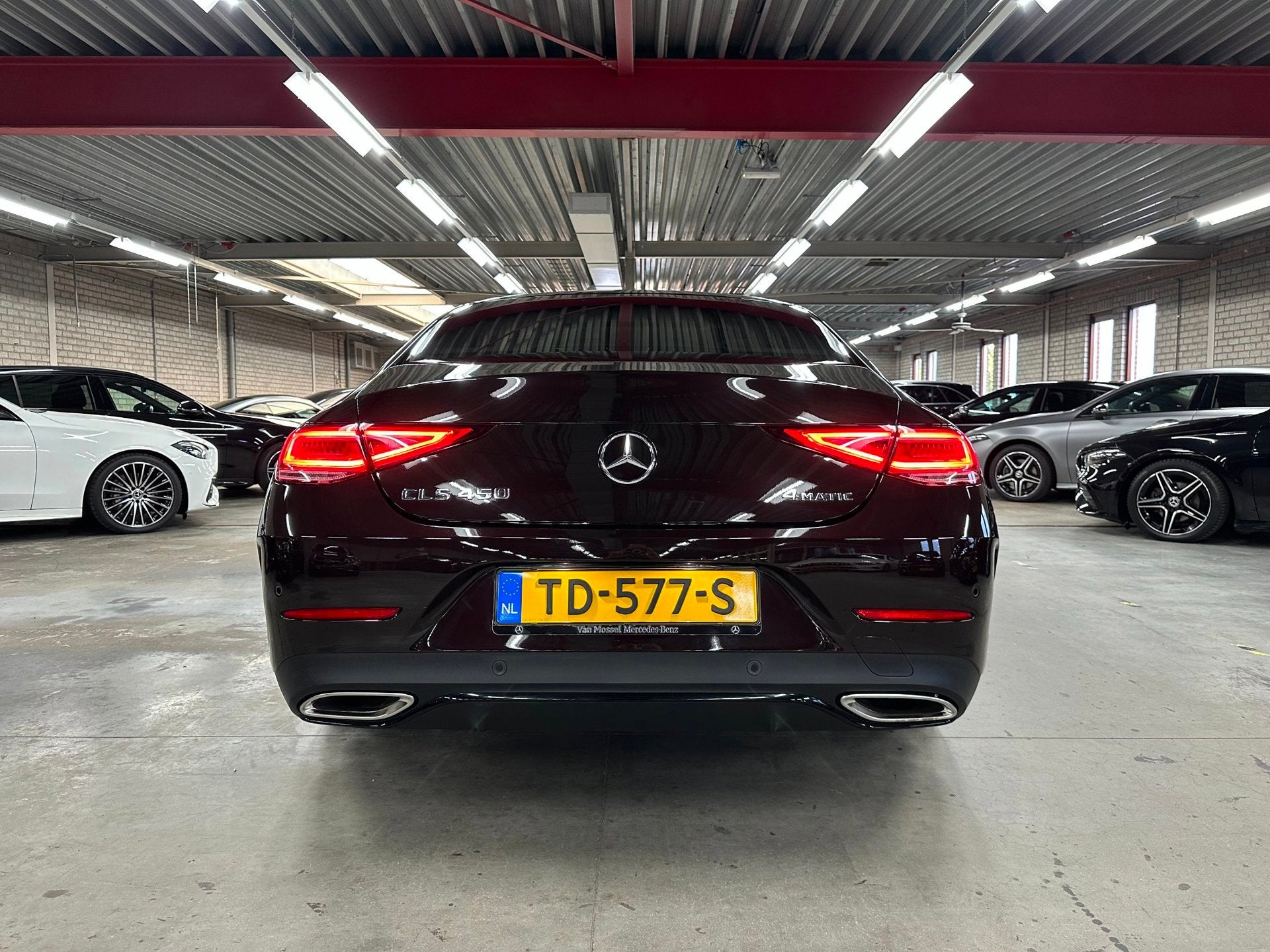 Mercedes-Benz CLS-klasse 450 4MATIC Premium Plus Designo, VO, Auto's, Dealer onderhouden, Gebruikt, 367 pk, Zwart