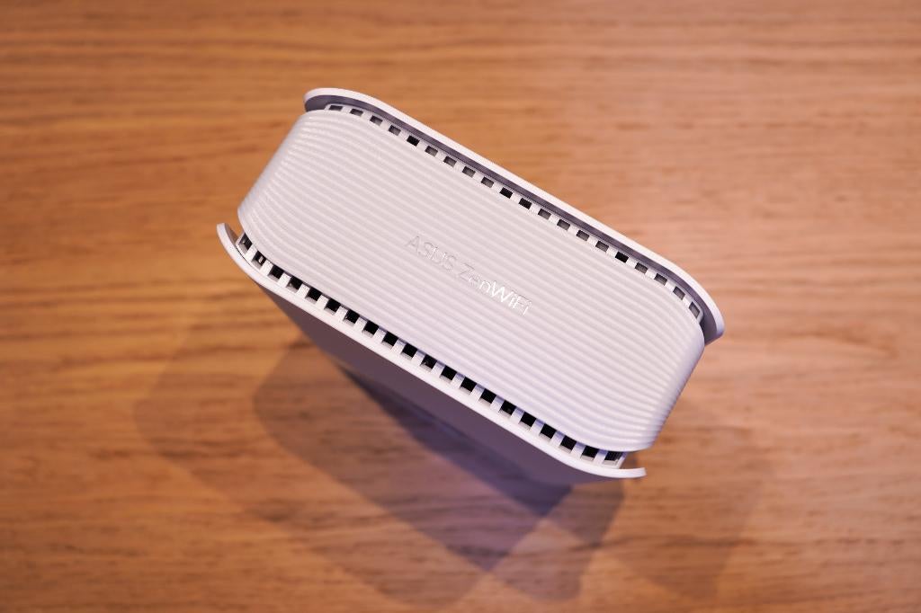 Asus BT8 - ZenWiFi 7 router (met of zonder Openwrt 25), Computers en Software, Routers en Modems, Nieuw, Router, Ophalen of Verzenden