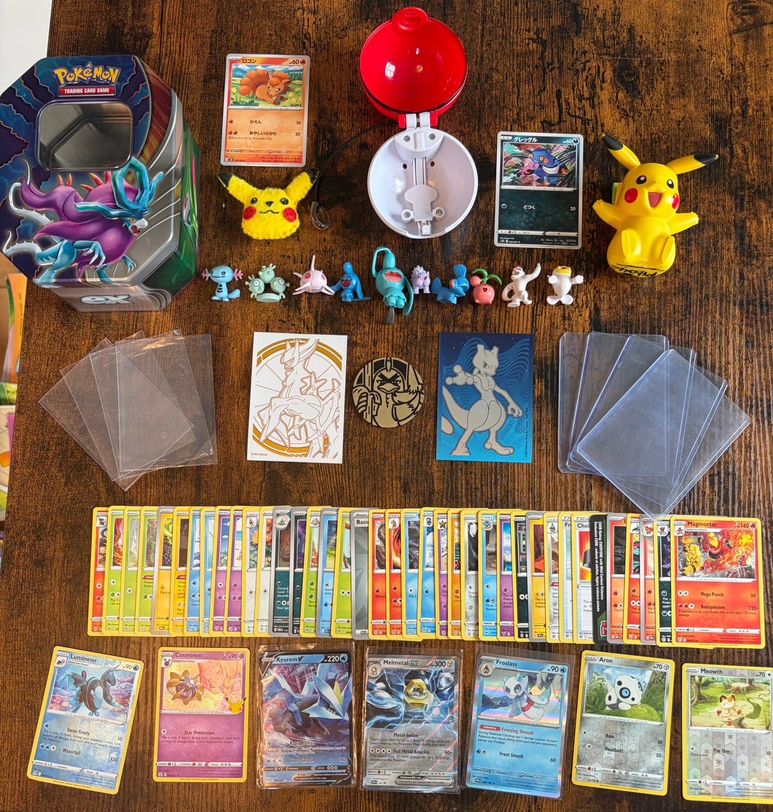 Pokémon pakket kaarten, figuurtjes, Pokéball & accessoires, Ophalen of Verzenden, Zo goed als nieuw
