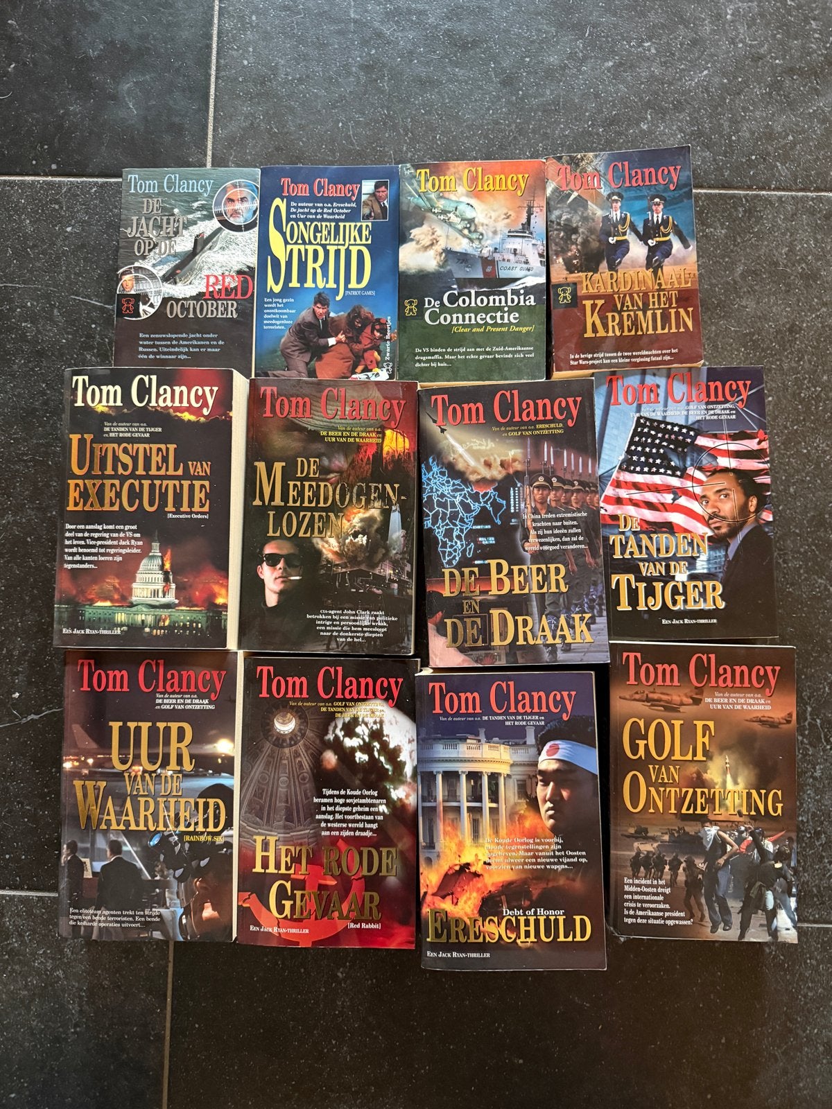 Diverse boeken van Tom Clancy, Ophalen of Verzenden, Gelezen