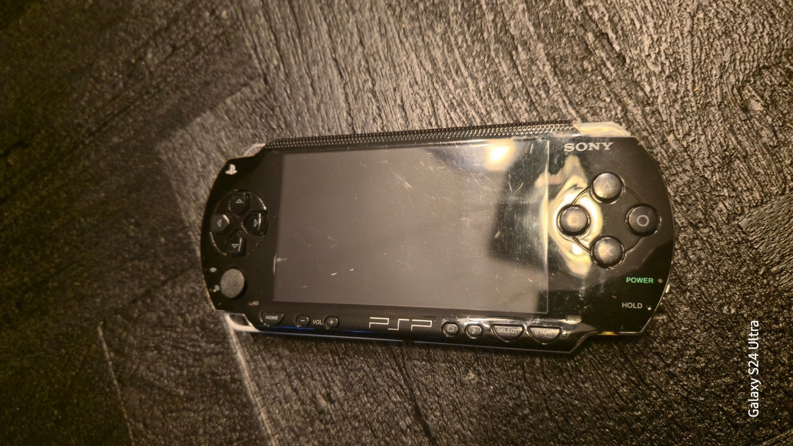 PSP defect aangeboden - Zonder accu/lader, Spelcomputers en Games, Spelcomputers | Sony PSP, Ophalen of Verzenden, PSP