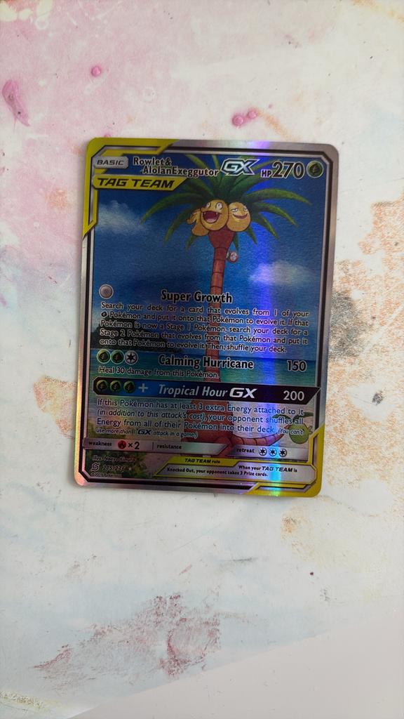 Pokémon Kaart Rowlet & Alolan Exeggutor GX TAG TEAM, Ophalen of Verzenden, Zo goed als nieuw, Losse kaart, Foil