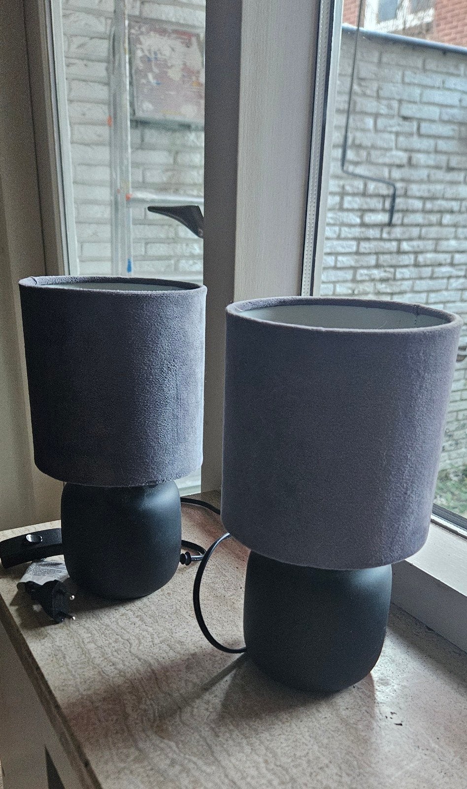 2 lampjes, Ophalen, Zo goed als nieuw, E14 (klein), Spaarlamp