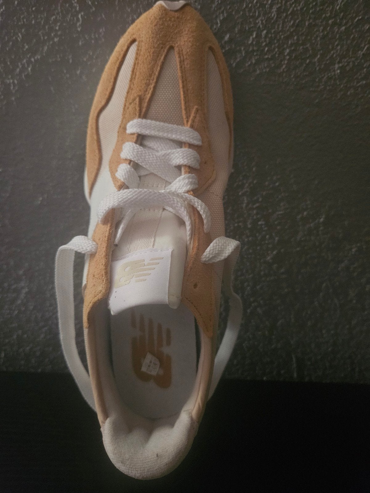 New Balance 327 sneakers - Beige/Geel, Ophalen, Beige, New Balance, Nieuw