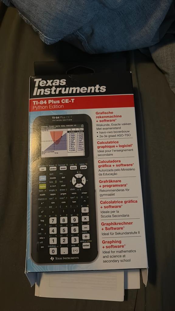 Grafische rekenmachine Texas Instruments TI-84 Plus Ce-t, Ophalen of Verzenden, Grafische rekenmachine, Zo goed als nieuw