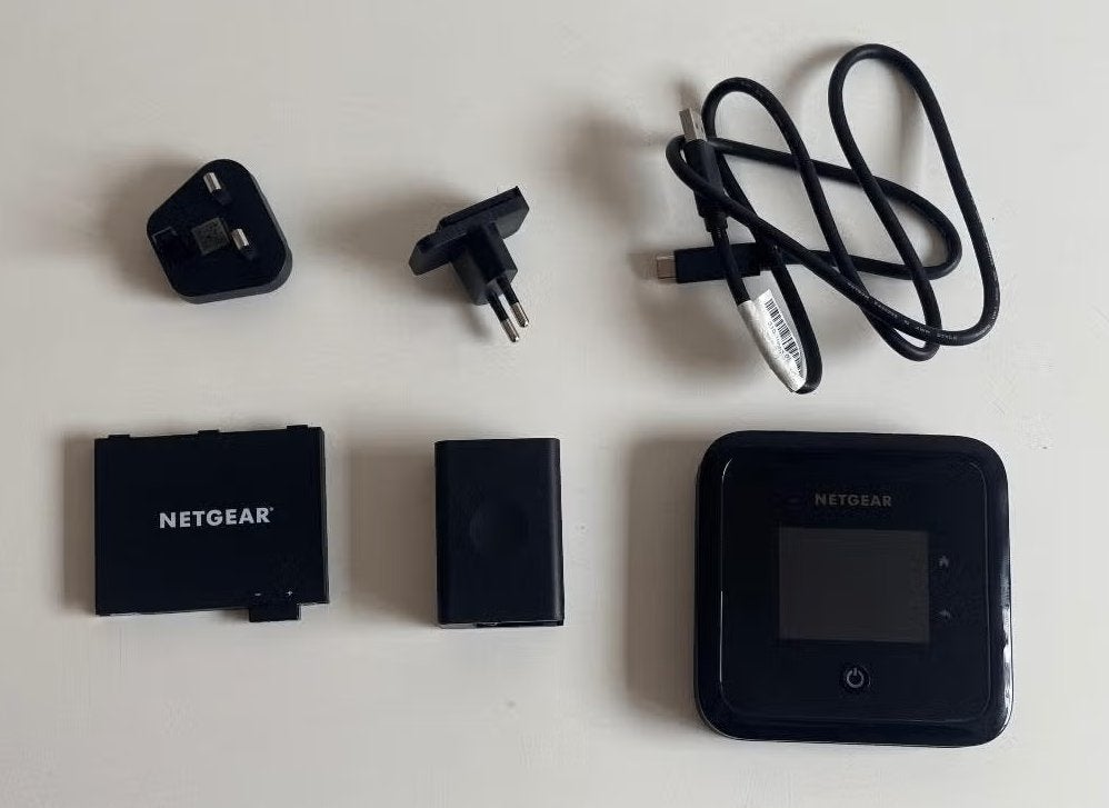 Netgear Nighthawk M5, 5G MiFi Router, 1Gbit/s MR5200, Ophalen of Verzenden, Zo goed als nieuw