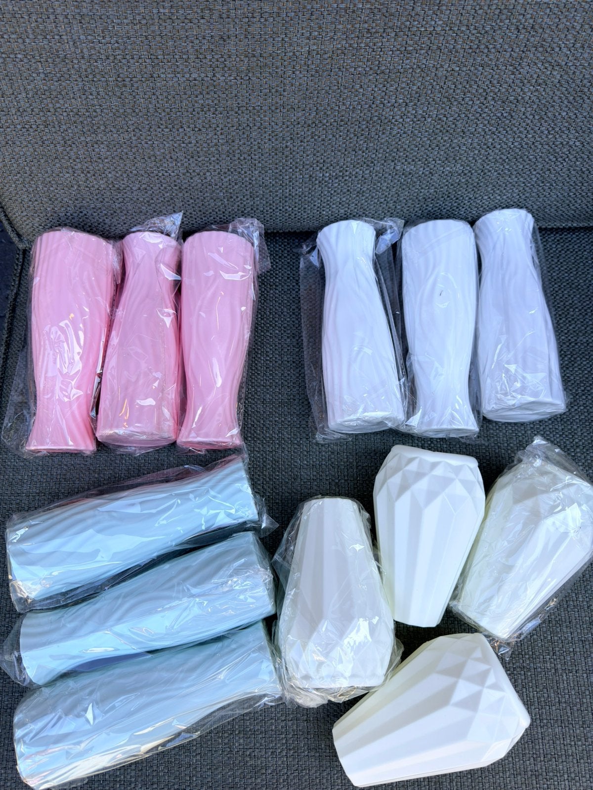 13 plastic vaasjes nieuw, Ophalen, Nieuw, Wit, Kunststof