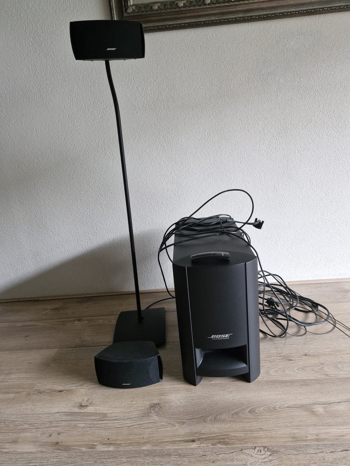 Bose speakerset met subwoofer, inclusief standaard en kabels