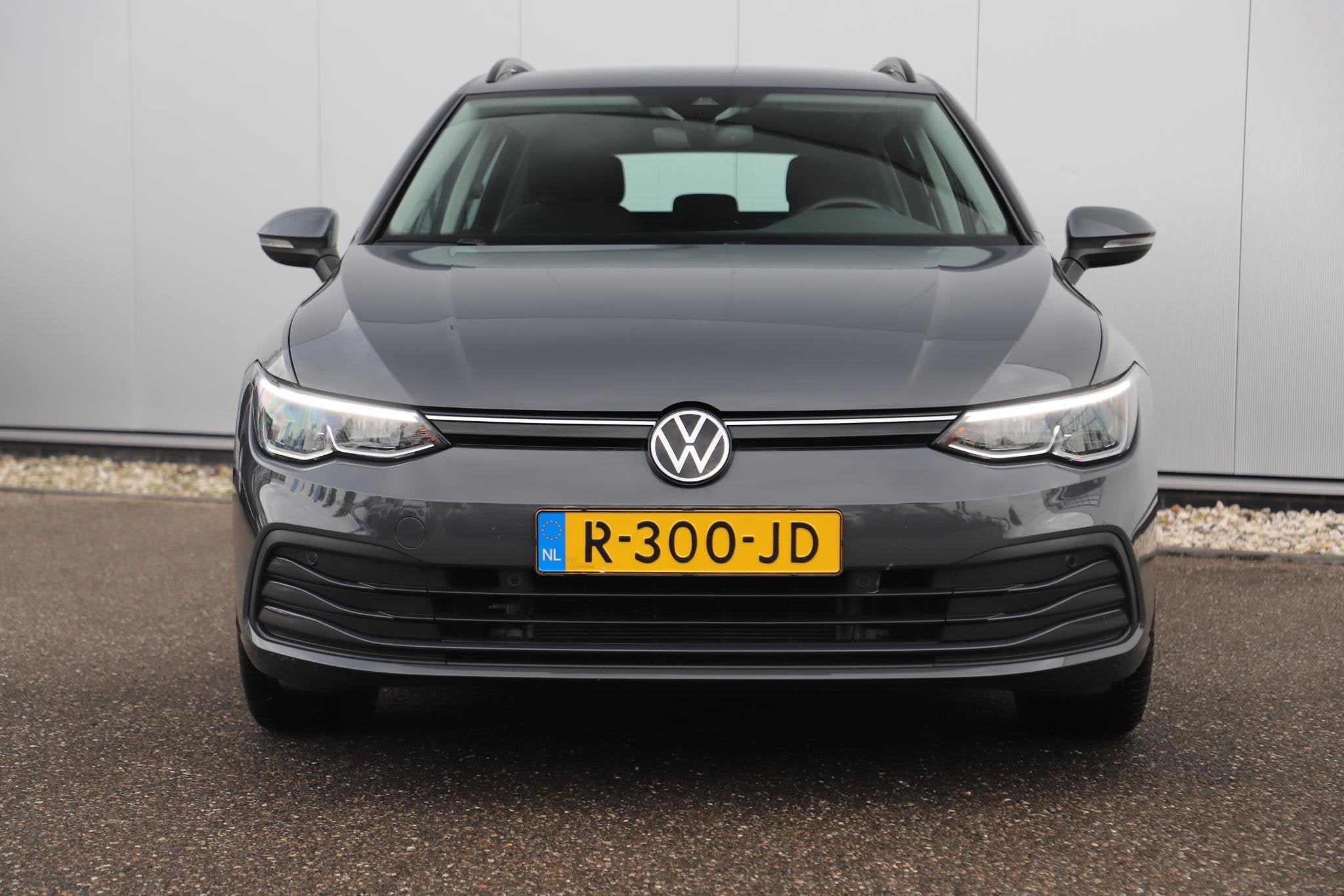 Volkswagen Golf Variant 1.0 TSI Life 18 inch R-Line Look Vel, Stof, Gebruikt, Met garantie (alle), Automatische klimaatregeling