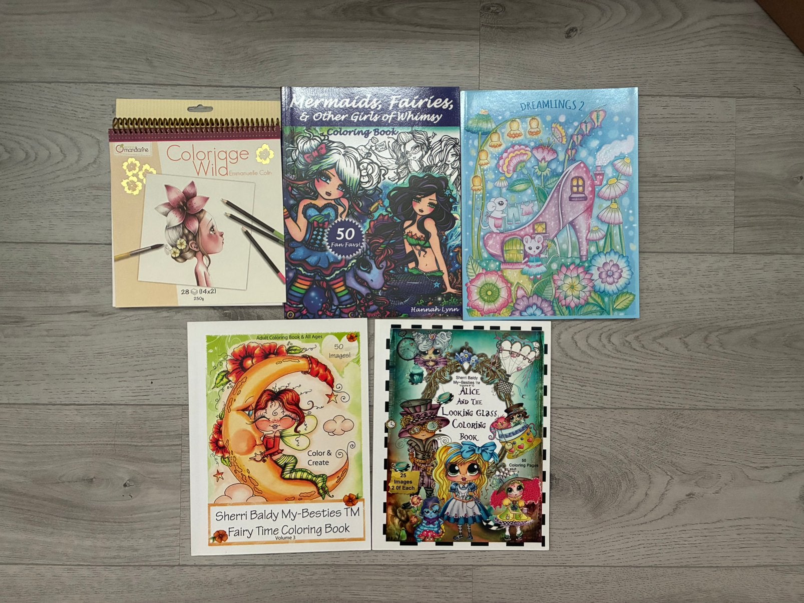 Kleurboeken kleuren voor volwassenen, Boeken, Meerdere comics, Ophalen of Verzenden, Zo goed als nieuw, Europa
