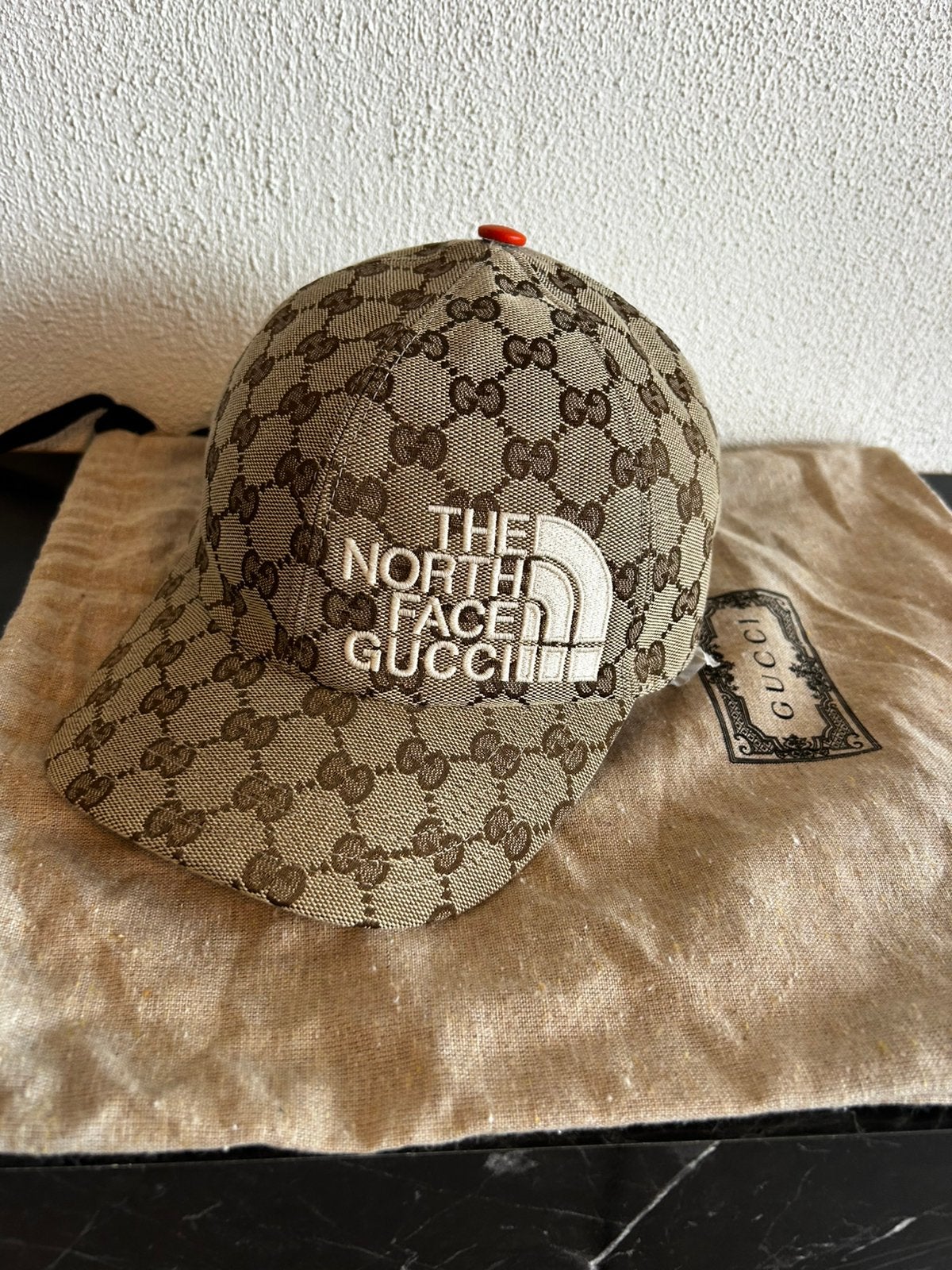 Originele Gucci Cap 57 cm – The North Face x Gucci Limited, Kleding | Heren, Ophalen of Verzenden, Zo goed als nieuw