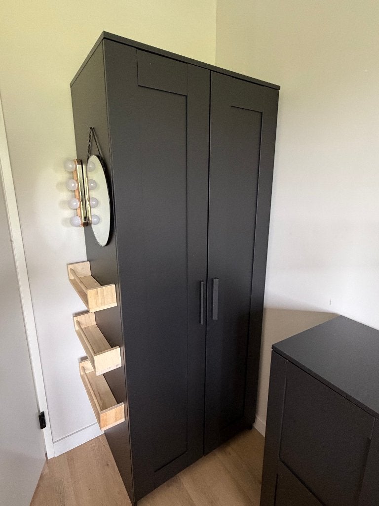 BRIMNES Kledingkast met 2 deuren, zwart, 78x50x190 cm, Huis en Inrichting, Kasten | Kledingkasten, Ophalen, Met plank(en), Gebruikt