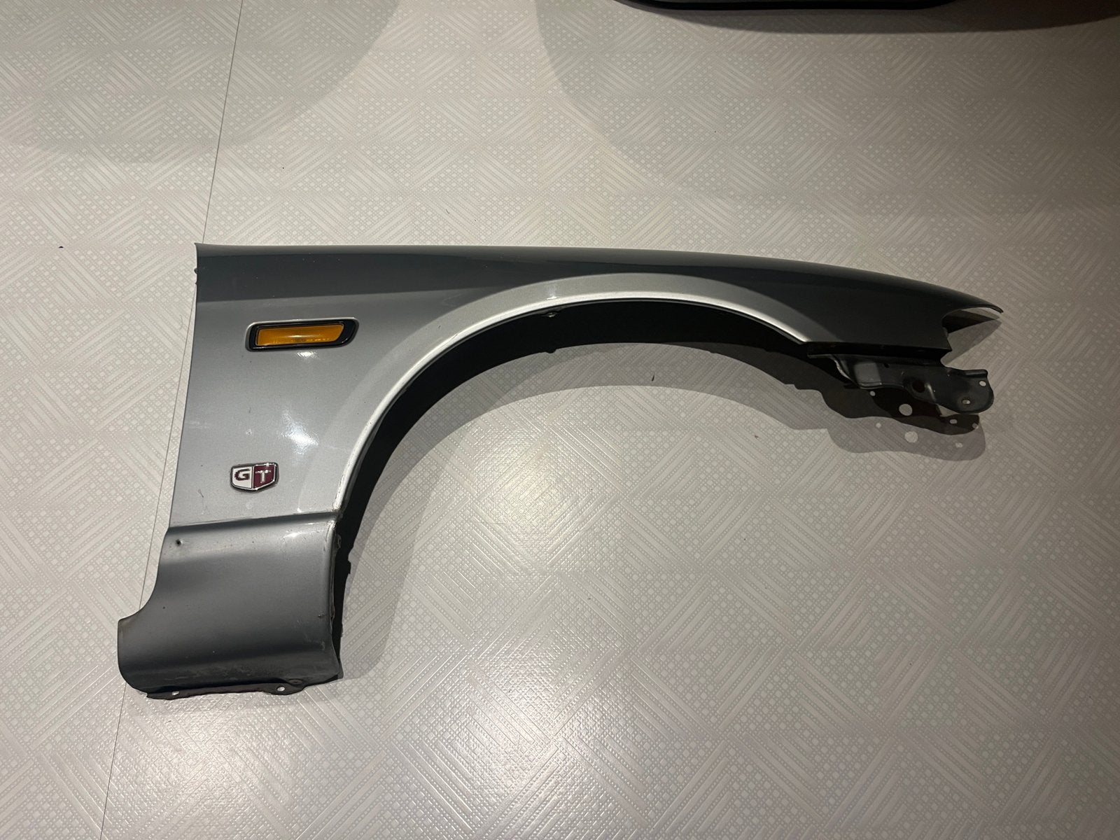Nissan Skyline R33 gtst spatbord rechtsvoor, Ophalen, Gebruikt, Voor, Spatbord
