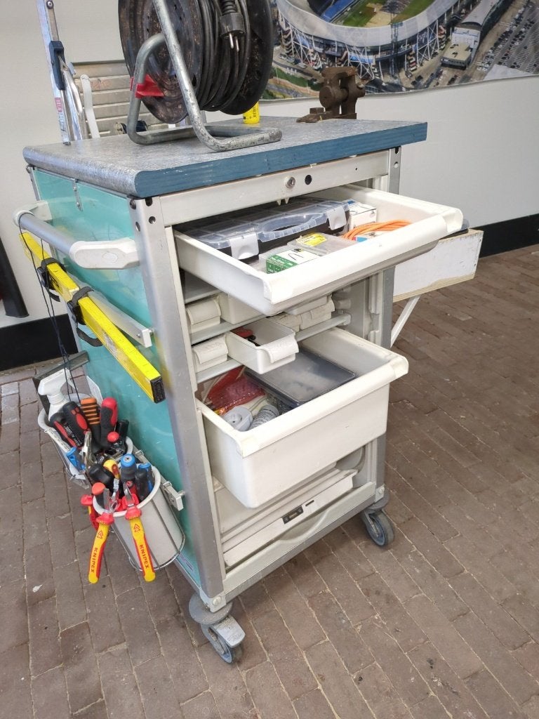 Gereedschapswagen / kar  - Medicijnwagen / kar, Ophalen, Gebruikt, Minder dan 70 cm